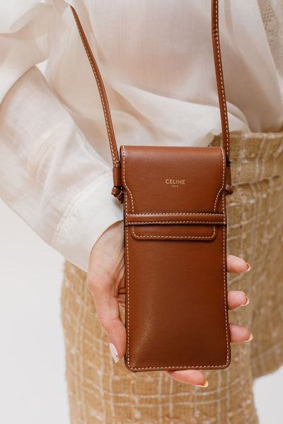 Tan Vegan Leather Sunglasses Pouch / CELINE – La Suite display picture 1