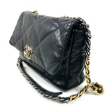 Black Chanel 19 Mixed Metal Hardware Flap Leather Bag / CHANEL
