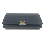 Black Classic Quilted Flap Wallet / CHANEL
