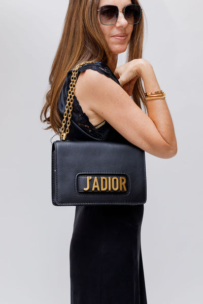 Black J'ADIOR Flap Leather Shoulder Bag / CHRISTIAN DIOR – La Suite