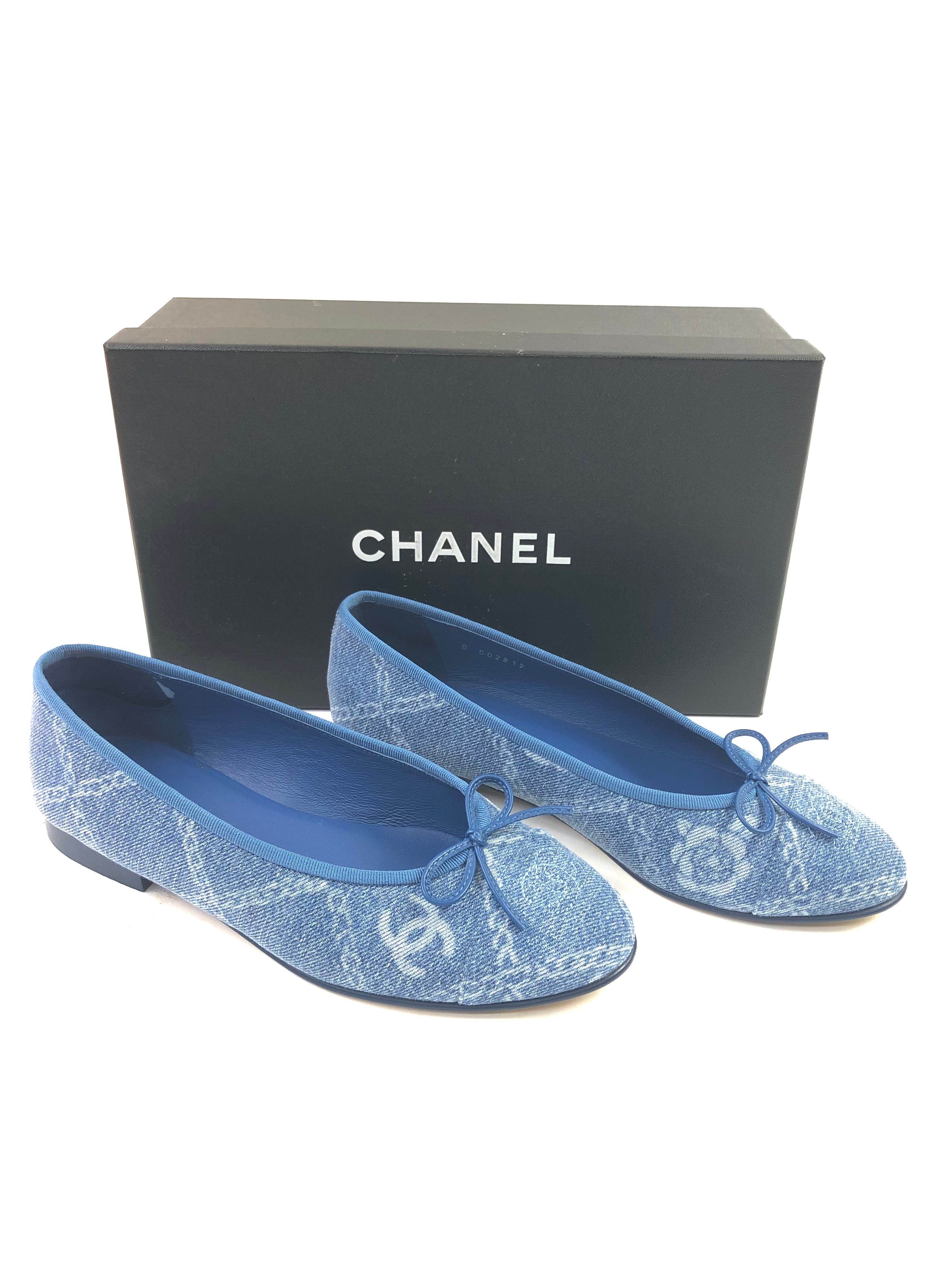 Blue Denim CC Bow-embellished Ballet Flats / CHANEL - Size 38C – La Suite