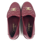 Burgundy Quilted Lambskin Leather CC Turnlock Loafers / CHANEL - Size 37C