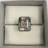 Crystal Square Ring / CYNTHIA DJUROVIC