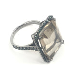 Crystal Square Ring / CYNTHIA DJUROVIC