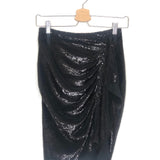 SARIA SKIRT CLOSED TO THE BODY