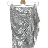 SARIA SKIRT CLOSED TO THE BODY