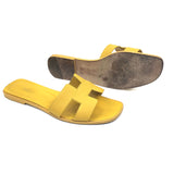 Yellow ORAN Leather Flat Sandals / HERMES - Size 39.5